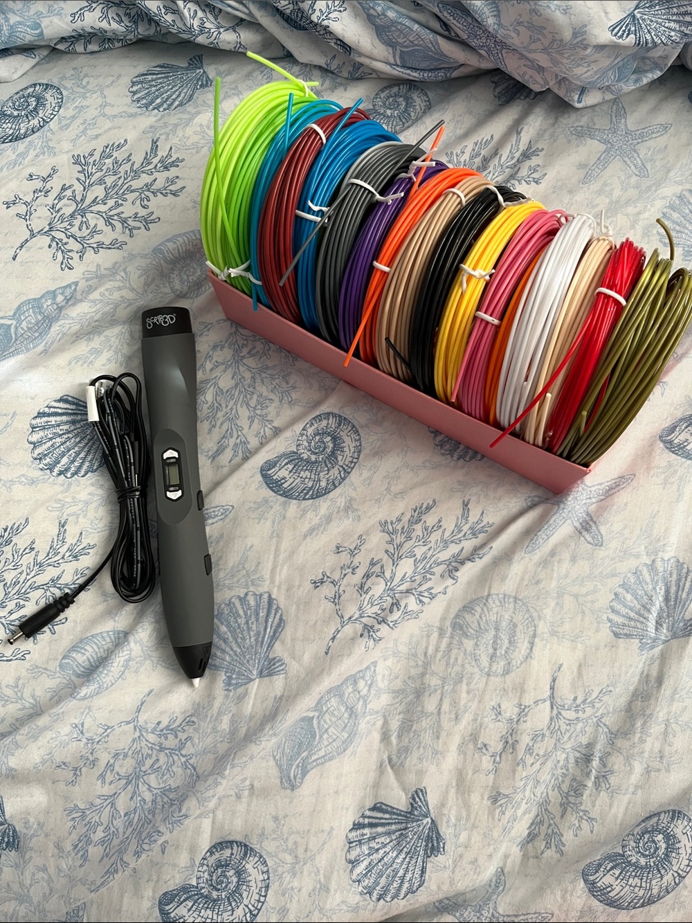 3D Printing Pen with Assorted Color Filaments (comes with cord)